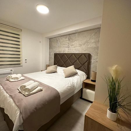 Square Point Apartments Kotor Exterior foto