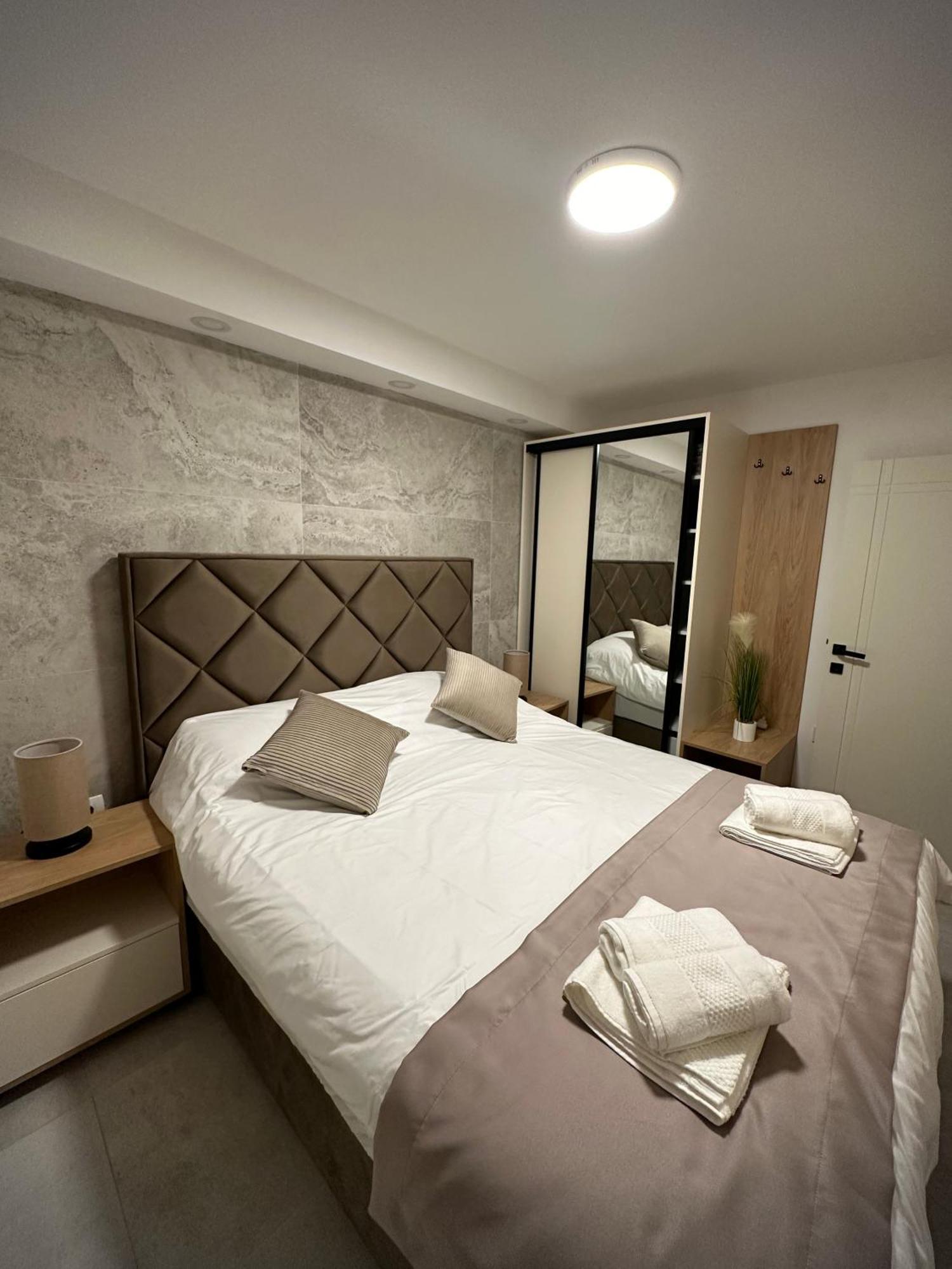 Square Point Apartments Kotor Exterior foto