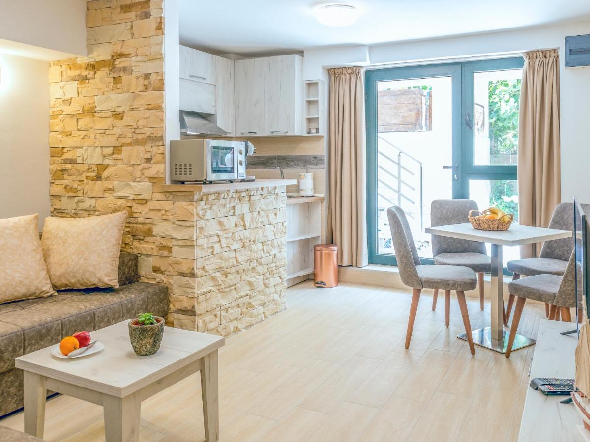 Square Point Apartments Kotor Exterior foto